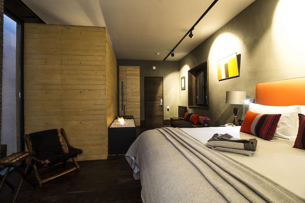 Uvence Arte + Hotel Сан-Кристобаль-де-Ла-Касас Экстерьер фото