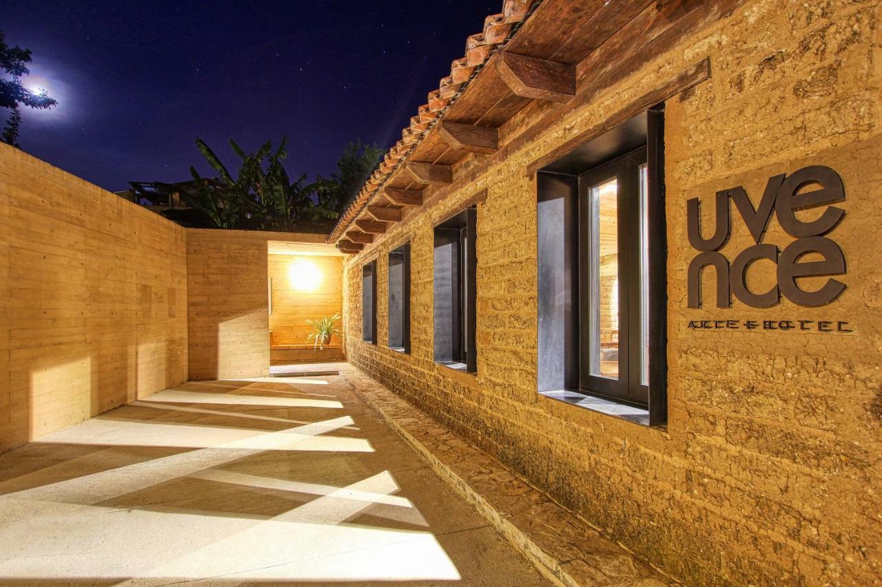 Uvence Arte + Hotel Сан-Кристобаль-де-Ла-Касас Экстерьер фото